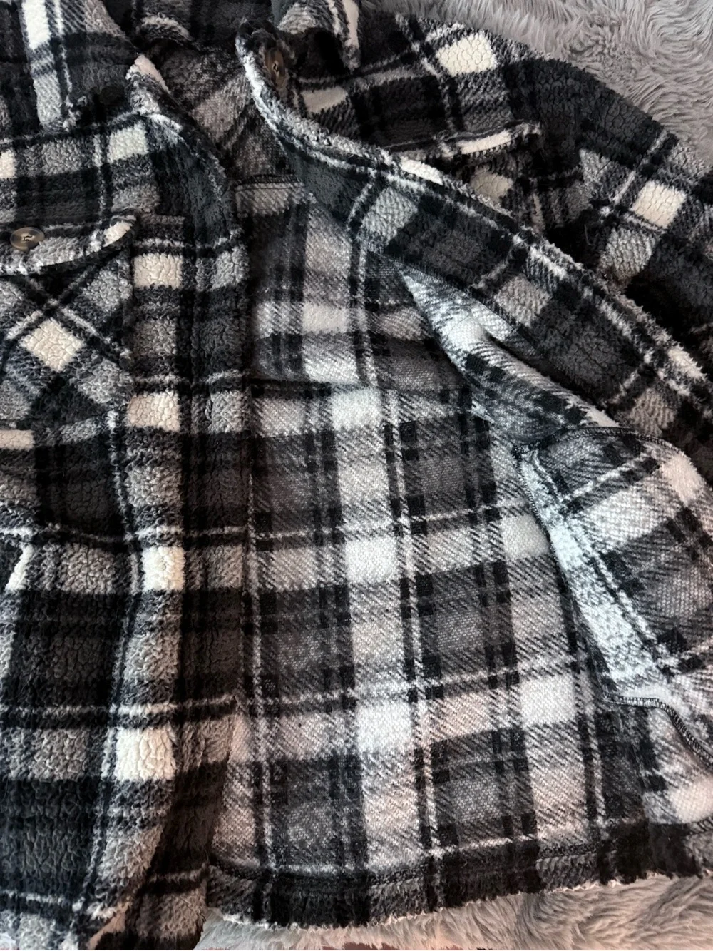 Black & White Plaid Fleece Jacket - Picture 4 of 4